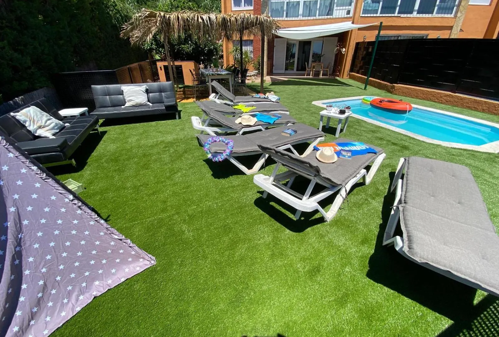 Duna House Lloret De Mar - Apartments With Views Of The Beach